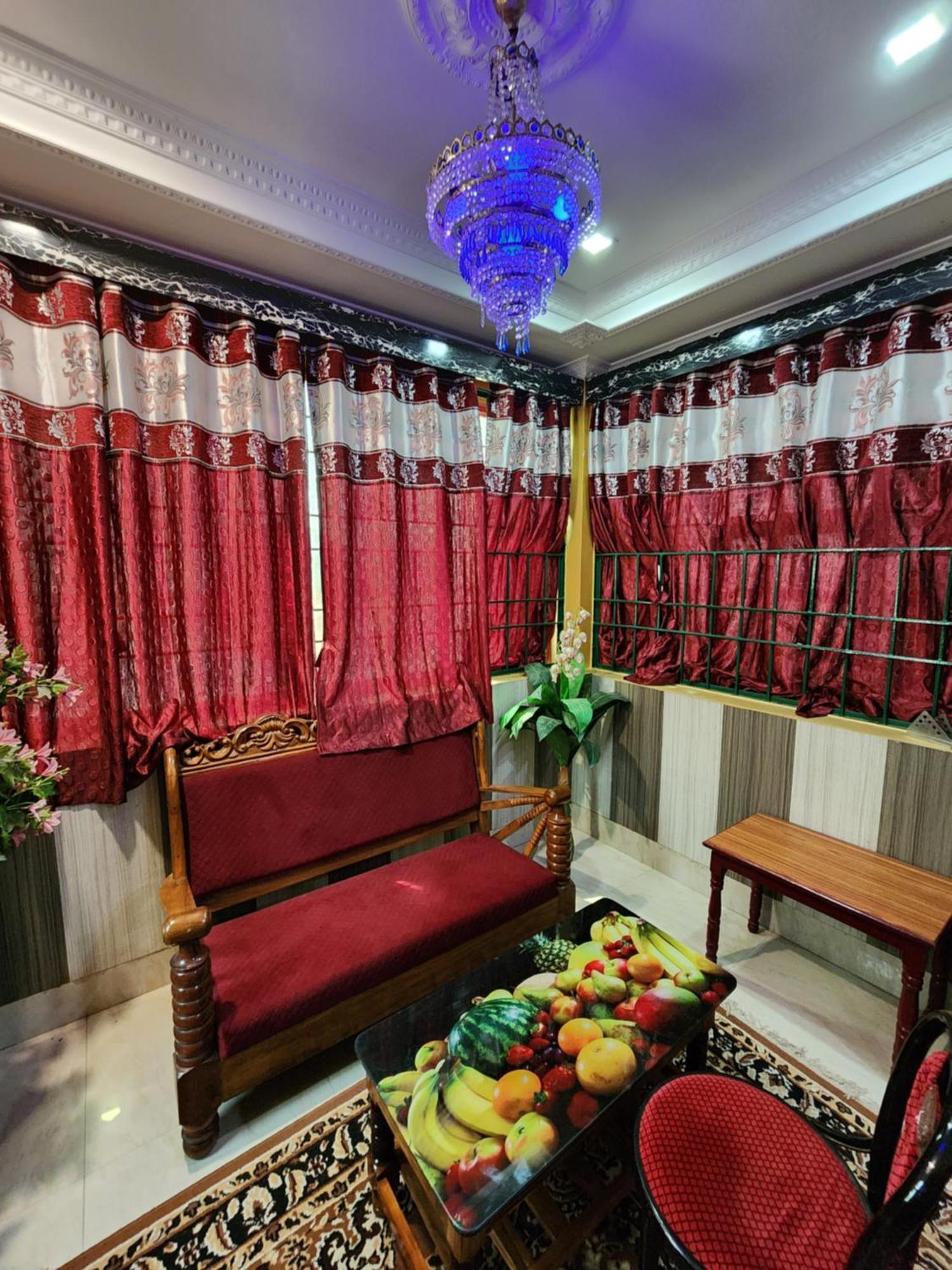 Hotel Shri Durga Baripada Екстер'єр фото